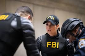 FBI 7x19. “Partner” – After a young girl goes missing in Queens, the team discovers the kidnappers used her as leverage to carry out a major explosives heist, sending them on a