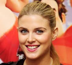 Exclusive interview: &#39;Made in Chelsea&#39; star Ashley James - ashley-james-close-up--z