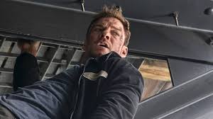 Alan Ritchson Leads New Netflix Action Thriller That's 'Fast & Furious' Meets 'Point Break'