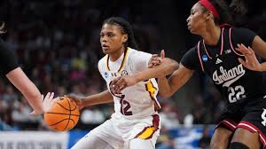 Dawn Staley Explains Limited Minutes for MiLaysia Fulwiley in South Carolina's NCAA Win