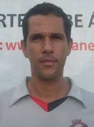 Francisco Eleazar Lima Ramos, mais conhecido como Chiquinho Lima é ex-jogador de Futebol e atualmente Auxiliar Técnico do ÁGUIA NEGRA. - 12095805_cOrkE