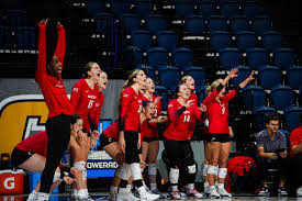 Cincinnati Defeats Ohio in Four Sets