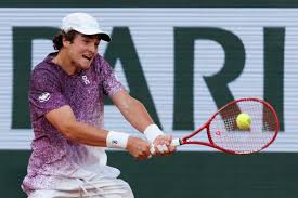 João Fonseca playing tennis