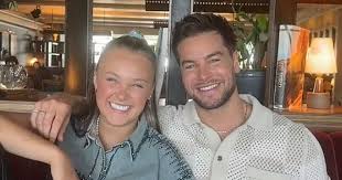 JoJo Siwa and Chris Hughes: Friendship Under Scrutiny