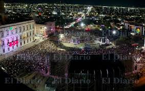 Brilla en tricolor el cielo de Chihuahua