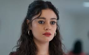 Sophie Charlotte e Grazi Massafera: Rivais em Nova Novela da Globo!