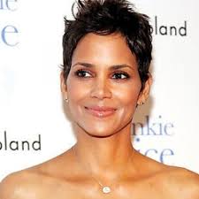 Amazing 7 renowned quotes about halle berry pic German | WishesTrumpet via Relatably.com