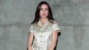 Louis Vuitton & W Magazine Celebrate Awards Season with Star-Studded Dinner