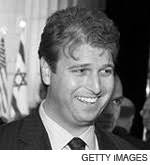 Eric Lynn The Campaign&#39;s Jewish Face. Lynn joined the Obama campaign in July 2007 and has since been in charge of ties between the candidate and the Jewish ... - lynn-082208