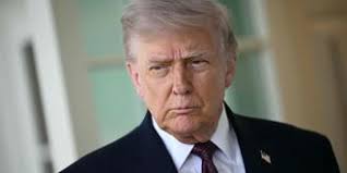 Guerre au Moyen-Orient : 34 navires ont franchi le détroit d’Ormuz, Trump menace l’Iran de détruire tout navire militaire forçant le blocus