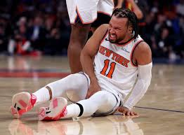 New York Knicks Get Bad News at Halftime of Game 1 vs. San Antonio Spurs