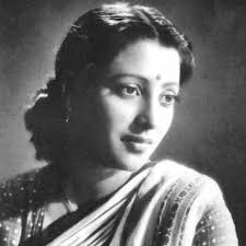 Suchitra Sen&#39;s surpassing beauty and acting prowess had attracted legendary filmmakers Satyajit Ray and Raj Kapoor but their offers to act in their movies ... - 1952693