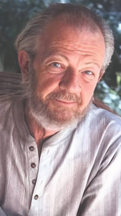 How to Quiet a Noisy Mind — Dr. Hawkins 📚 Map of Consciousness® and  related teachings by Sir David R. Hawkins, M.D., Ph.D. — Copyright &  Trademark of Veritas Publishing. All rights reserved. Used with  acknowledgment. Courtesy: @drdavidrhawkins 🔗 Learn more at veritaspub.com  If you enjoyed this video, then hit that follow button and join the  community for daily Exclusive content. Follow @thephilosophydose for more  content like this! ❤️ 📩 DM for credit or removal request (no copyright  intended for footage video and music) © All rights and credits reserved to  the respective owner (s) #DavidRHawkins #MapOfConsciousness  #VeritasPublishing