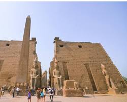 Image of tourists visiting the Valley of the Kings, demonstrating its enduring appeal and contribution to Egypt's tourism.