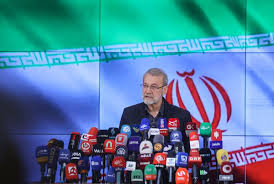 گزارش نیویورک تایمز از تدابیر آیت الله خامنه ای برای مقاومت در جنگ با آمریکا: تشکیل...