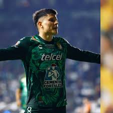 Se rebela y pide Selección Colombia: vuela en su club y hace guiños a la convocatoria con goles