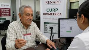CURP biométrica para adultos mayores: INAPAM facilita el trámite SIN cita y en menos tiempo