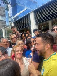 Janones plans 24-hour livestream after Lula-Flávio debate