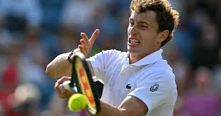 Tennis: Sinner Impérial! Moutet EXPLOSE le Classement ATP! - Imagen principal del artículo