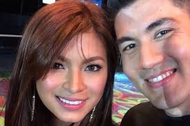 Ito ang inihayag ni Luis Manzano kahapon tungkol sa estado ng relasyon nila ni Angel Locsin. Kinumpirma ng TV host-actor na sila na nga ni Angel at ... - luis-manzano5