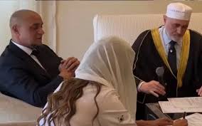 ازدواج روبرتو کارلوس با مراسم عقد اسلامی!