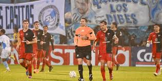 Brandán, héroe lesionado: Doblete épico para Temperley ante Colón