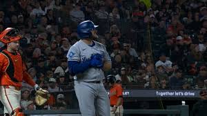 Dodgers Release Pitcher, Monitor Max Muncy Injury Amid Roki Sasaki Meeting