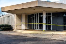 Mississippi synagogue targeted by arsonist because of its 'Jewish ties,' FBI says