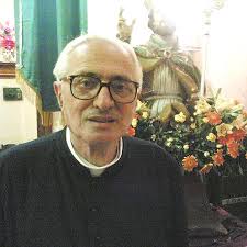 Domenica 10 agosto, Don Emilio Papa, parroco dell&#39;amena frazione di Dupino, posta alle falde di San Liberatore, il colle che un tempo era detto &quot;Buturnino&quot;, ... - FOTO_DON_EMILIO_PAPA