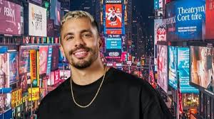 ¡Altafulla en Times Square! Fanática lleva su apoyo a Nueva York - Imagen principal del artículo