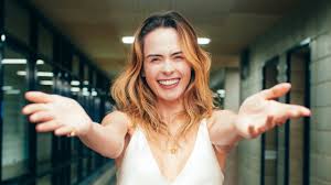 Ana Paula Renault lança 1ª campanha publicitária após o BBB 26
