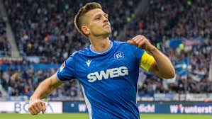 Karlsruhe beats Darmstadt 4-0 in relegation battle