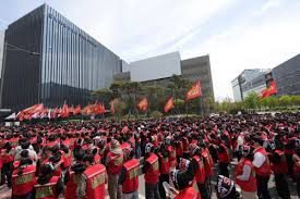 삼성바이오로직스, 창사 이래 첫 전면 파업 'D-2'…6400억 손실 우려