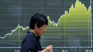 Japão: juros da dívida pública a 10 anos atingem máximo de 30 anos com dados fracos