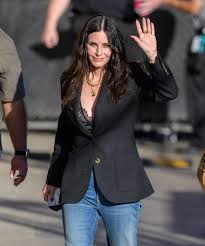 Yahoo Entertainment - News update