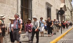 Resultado de imagen para fotos de turistas