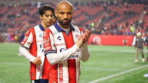 Chivas es el que mejor juega para Joao Pedro y Salles-Lamonge