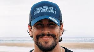 El refugio secreto de Mario Casas en Cantabria: un paraíso de mar y montaña que solo pocos conocen en otoño