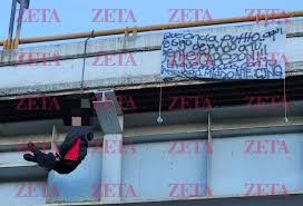 Hallan cuerpo colgado y restos humanos en Valle de San Pedro; dejan mensaje del CJNG