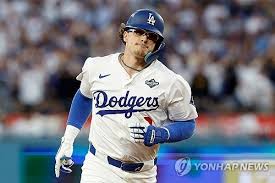 엔리케 에르난데스 아이콘