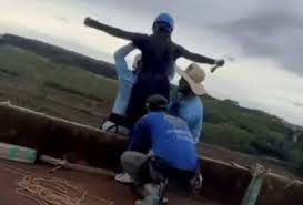 Jovem morre em salto de rope jump após equipe esquecer de colocar equipamento em Limeira