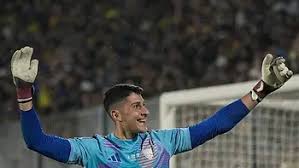 Brey titular y ante otra chance para ganar terreno