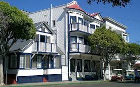 Sonia Romero's Exhibit at Catalina Museum: Art Meets Island History