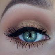 Tokeo la picha la BRONZE MAKEUP FAVORITES| Eyes & Nails