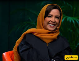 فرناز رهنما: مراسم ازدواجمان تقریبا ساده برگزار شد و جالبه بعد از کلی دوندگی، هزینه و برنامه ریزی در مراسم عروسی مان برق قطع شد و در نهایت چند شمعدان به دادمان رسید