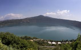 Trend Google: lago albano