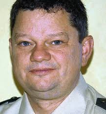 Martin Oberle, der Leiter des Emmendinger Polizeireviers, ...