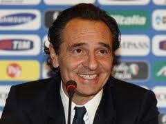 Balotelli dan Cassano Masuk Skuad Italia Kontra Spanyol. Cesare Prandelli - Cesare-Prandelli2