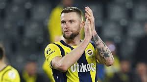 Fenerbahçe vs. Lazio: Skriniar Llega a Estambul y Dónde Ver el Partido - Imagen ilustrativa del artículo