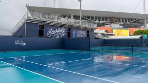 Miami final delayed due to rain
